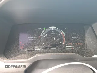 2024 Toyota Tundra Limited z VIN 5TFWA5DB8RX186584, wystawiony jako Copart lot #56949425 z przebiegiem 8 070 mil mil oraz Szkoda całkowita • Salvage title. Historia ofert i sprzedaży dostępna na DreamBid. Obrazek 9.