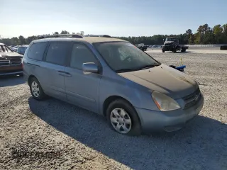 2009 Kia Sedona LX with VIN KNDMB233396275241, listed as a Copart auction lot 77273274 with 219,576 mi miles and Clean Title. Bid and sale history available at carsss.com. Image 4.