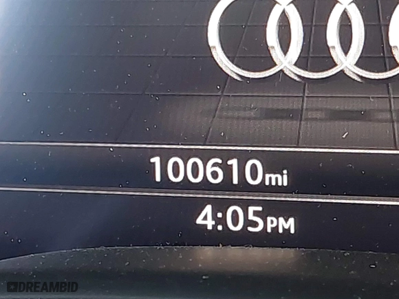 2018 Audi Q7 Premium Plus with VIN WA1LAAF73JD015035, listed as a IAAI auction lot 41782603 with 100,610 mi miles. Bid and sale history available at carsss.com. Image 15.