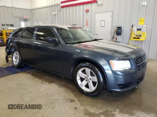 2008 Dodge Magnum z VIN 2D4FV47T68H130460, wystawiony jako Copart lot #50077235 z przebiegiem 135 648 mil mil oraz Czysty tytuł • Clean title. Historia ofert i sprzedaży dostępna na DreamBid. Obrazek 4.