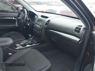 2014 Kia Sorento LX with VIN 5XYKT3A64EG481294, listed as a IAAI auction lot 41923848 with 179,414 mi miles. Bid and sale history available at carsss.com. Image 5.