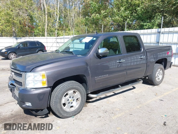 2011 Chevrolet Silverado 1500 LT with VIN 1GCPKSE37BF135726, listed as a IAAI auction lot 40485051 with 137,662 mi miles and . Bid and sale history available at DreamBid. Image 17.
