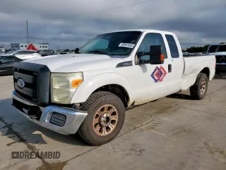 2011 Ford F-250 XL z VIN 1FT7X2A65BEB00318, wystawiony jako Copart lot #60981655 z przebiegiem Nie podano mil oraz Szkoda całkowita • Salvage title. Historia ofert i sprzedaży dostępna na DreamBid. Obrazek 1.