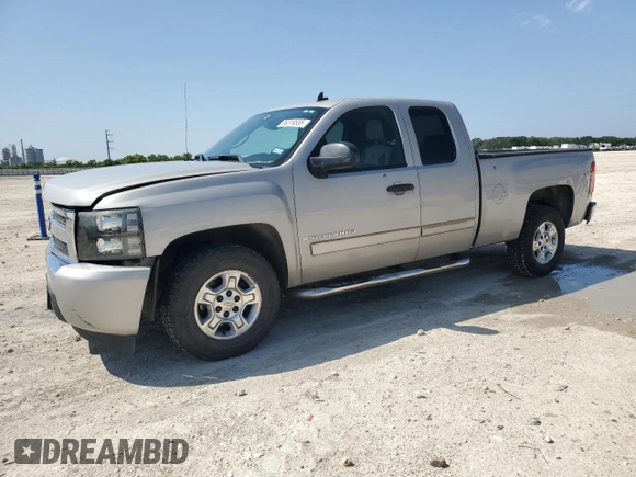 2008 Chevrolet Silverado 1500 1LT with VIN 1GCEC19C78Z125746, listed as a Copart auction lot 56319555 with 168,610 mi miles and Salvage Title. Bid and sale history available at DreamBid. Image 1.