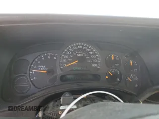 2004 Chevrolet Silverado 1500 Work Truck with VIN 1GCEC14X64Z229262, listed as a Copart auction lot 44209585 with 279,351 mi miles and Salvage Title. Bid and sale history available at carsss.com. Image 9.