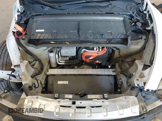 2021 Tesla Model Y Performance with VIN 5YJYGDEF4MF263473, listed as a IAAI auction lot 41851083 with 39,289 mi miles and . Bid and sale history available at DreamBid. Image 10.