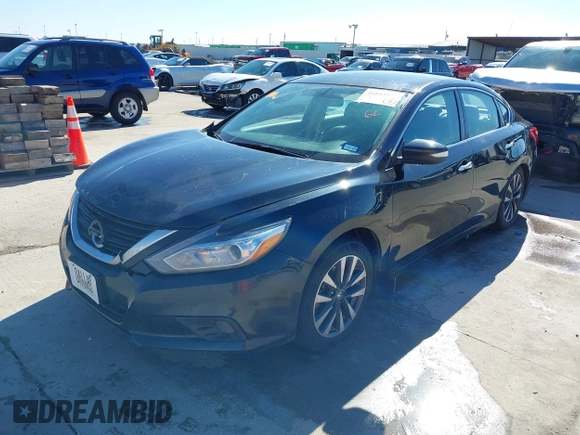 2017 Nissan Altima SR z VIN 1N4AL3AP4HC205670, wystawiony jako IAAI lot #41613157 z przebiegiem 153 600 mil mil oraz . Historia ofert i sprzedaży dostępna na DreamBid. Obrazek 18.