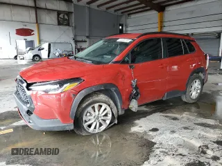 2023 Toyota Corolla Cross LE z VIN 7MUCAAAG6PV046568, wystawiony jako Copart lot #56658195 z przebiegiem 30 482 mil mil oraz Nie do naprawy • Non repairable. Historia ofert i sprzedaży dostępna na DreamBid. Obrazek 1.