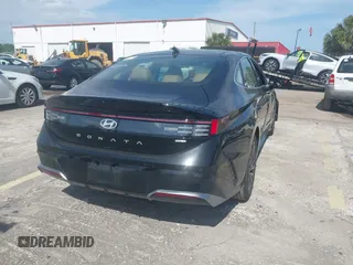 2024 Hyundai Sonata Hybrid Limited with VIN KMHL54JJ7RA102010, listed as a IAAI auction lot 42118010 with 3,782 mi miles. Bid and sale history available at carsss.com. Image 4.