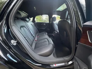 2017 Audi A6 Premium Plus z VIN WAUF2AFC6HN123633, wystawiony jako Copart lot #56760655 z przebiegiem 70 823 mil mil oraz Tytuł czysty. Historia ofert i sprzedaży dostępna na DreamBid. Obrazek 6.