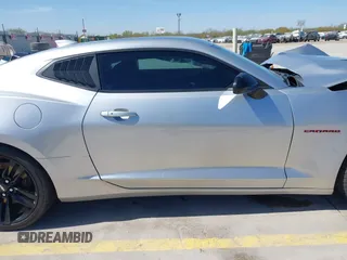 2018 Chevrolet Camaro 2SS with VIN 1G1FH1R78J0124441, listed as a IAAI auction lot 41801315 with 53,937 mi miles and . Bid and sale history available at DreamBid. Image 13.