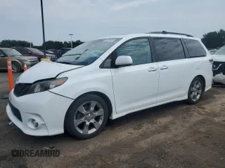 2013 Toyota Sienna SE с VIN 5TDXK3DC3DS315294, выставлен на аукционе Copart как лот 60732425 с пробегом 84 030 миль миль и Списание • Salvage title. История ставок и продаж доступна на DreamBid. Изображение 1.