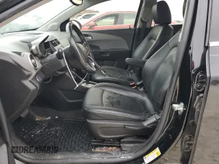 2012 Chevrolet Sonic LTZ z VIN 1G1JE5SB2C4173638, wystawiony jako Copart lot #84634474 z przebiegiem 148 247 mil mil oraz Szkoda całkowita • Salvage title. Historia ofert i sprzedaży dostępna na DreamBid. Obrazek 7.