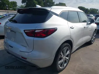 2020 Chevrolet Blazer Premier with VIN 3GNKBFRS5LS633852, listed as a IAAI auction lot 42373114 with 70,914 mi miles and . Bid and sale history available at DreamBid. Image 4.