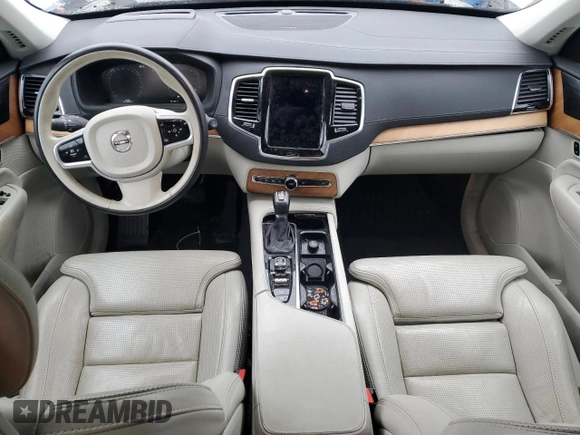 2020 Volvo XC90 Inscription with VIN YV4A221L1L1618474, listed as a Copart auction lot 45589905 with 87,455 mi miles and Salvage title. Bid and sale history available at DreamBid. Image 8.