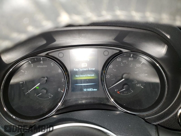 2017 Nissan Rogue SL z VIN 5N1AT2MV9HC798355, wystawiony jako Copart lot #46107415 z przebiegiem 101 683 mil mil oraz Szkoda całkowita • Salvage title. Historia ofert i sprzedaży dostępna na DreamBid. Obrazek 9.