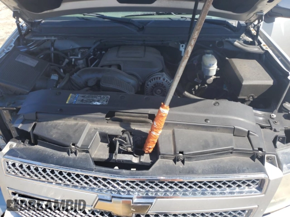 2011 Chevrolet Suburban LT с VIN 1GNSCJE08BR178193, выставлен на аукционе Copart как лот 58194335 с пробегом 228 143 миль миль и Чистый • Clean title. История ставок и продаж доступна на DreamBid. Изображение 12.