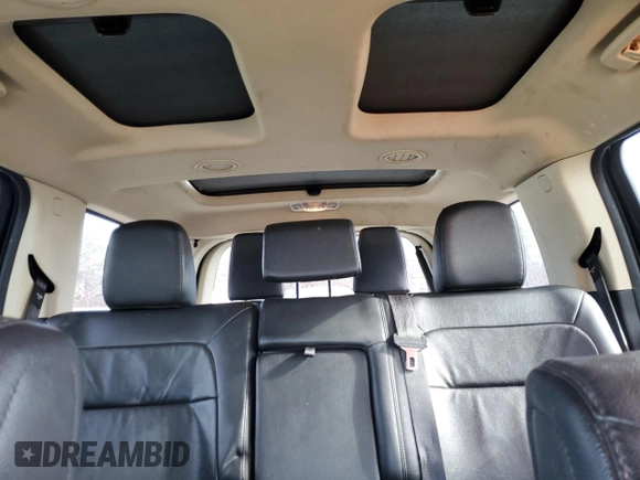 2014 Ford Flex Limited z VIN 2FMHK6D8XEBD07418, wystawiony jako Copart lot #88731035 z przebiegiem Nie podano mil oraz Nie do naprawy • Non repairable. Historia ofert i sprzedaży dostępna na DreamBid. Obrazek 10.