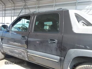 2004 Chevrolet Avalanche Z66 with VIN 3GNEC12T34G178570, listed as a IAAI auction lot 41528041 with 144,107 mi miles and . Bid and sale history available at DreamBid. Image 14.