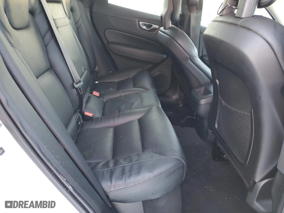 2018 Volvo XC60 Momentum with VIN LYV102RK6JB087671, listed as a Copart auction lot 41656725 with 112,038 mi miles and Salvage Title. Bid and sale history available at carsss.com. Image 11.