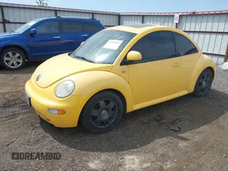 2000 Volkswagen Beetle GLS с VIN 3VWCD21C5YM485408, выставлен на аукционе IAAI как лот 42527097 с пробегом 126 850 миль миль и . История ставок и продаж доступна на DreamBid. Изображение 2.