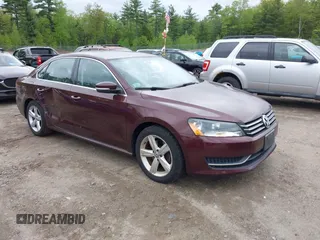 2013 Volkswagen Passat SE z VIN 1VWBP7A32DC103783, wystawiony jako IAAI lot #42268929 z przebiegiem 105 617 mil mil oraz . Historia ofert i sprzedaży dostępna na DreamBid. Obrazek 1.