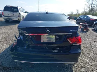 2015 Mercedes-Benz E-Class E 350 Luxury with VIN WDDHF8JB9FB111441, listed as a IAAI auction lot 41978693 with 167,079 mi miles. Bid and sale history available at carsss.com. Image 16.
