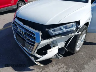2019 Audi Q5 Premium Plus with VIN WA1BNAFYXK2096914, listed as a IAAI auction lot 41661781 with 51,691 mi miles. Bid and sale history available at carsss.com. Image 6.