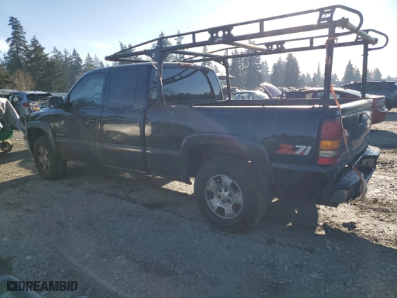 2000 Chevrolet Silverado 1500 LS with VIN 1GCEK19T6YE127546, listed as a Copart auction lot 41889855 with 279,517 mi miles and Salvage Title. Bid and sale history available at carsss.com. Image 2.