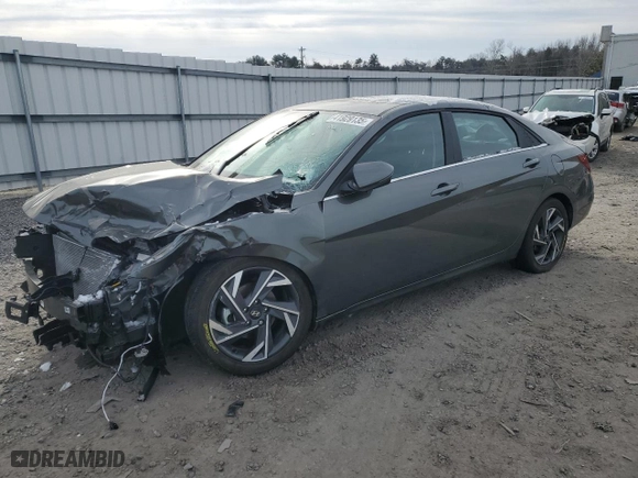 2024 Hyundai Elantra Limited with VIN KMHLP4DG4RU842333, listed as a Copart auction lot 41929135 with 6,425 mi miles and Salvage Title. Bid and sale history available at carsss.com. Image 1.
