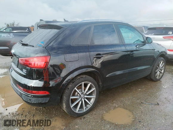 2018 Audi Q3 Premium with VIN WA1ECCFS9JR033593, listed as a Copart auction lot 44332253 with 42,362 mi miles. Bid and sale history available at carsss.com. Image 3.