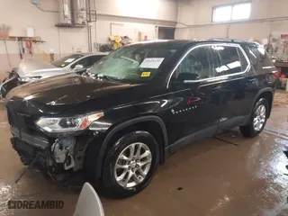 2019 Chevrolet Traverse LT Cloth with VIN 1GNEVGKW7KJ276312, listed as a IAAI auction lot 41925439 with 114,257 mi miles. Bid and sale history available at carsss.com. Image 18.