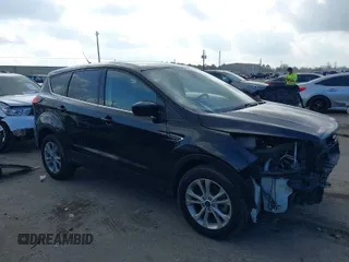 2019 Ford Escape SE z VIN 1FMCU0GD0KUB68741, wystawiony jako IAAI lot #41512193 z przebiegiem 48 087 mil mil oraz . Historia ofert i sprzedaży dostępna na DreamBid. Obrazek 1.