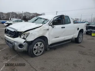 2009 Toyota Tundra z VIN 5TFBT54189X015186, wystawiony jako Copart lot #88689195 z przebiegiem Nie podano mil oraz Szkody całkowita. Historia ofert i sprzedaży dostępna na DreamBid. Obrazek 1.