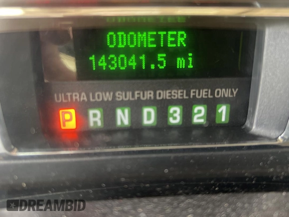 2010 Ford F-350 z VIN 1FTWX3BR4AEA62265, wystawiony jako Copart lot #57976805 z przebiegiem 143 041 mil mil oraz Czysty tytuł • Clean title. Historia ofert i sprzedaży dostępna na DreamBid. Obrazek 8.