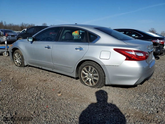 2017 Nissan Altima 2.5 SV with VIN 1N4AL3AP4HC133126, listed as a Copart auction lot 47464705 with 210,032 mi miles and Clean Title. Bid and sale history available at carsss.com. Image 2.