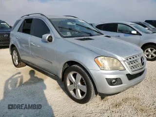 2010 Mercedes-Benz M 350 z VIN 4JGBB5GB9AA538078, wystawiony jako Copart lot #87926625 z przebiegiem Nie podano mil oraz Nie do naprawy • Non repairable. Historia ofert i sprzedaży dostępna na DreamBid. Obrazek 4.