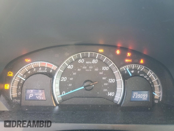 2014 Toyota Camry L with VIN 4T1BF1FK0EU731450, listed as a Copart auction lot 80523424 with 239,099 mi miles and Salvage Title. Bid and sale history available at carsss.com. Image 9.