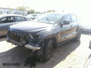 2011 Jeep Grand Cherokee Laredo with VIN 1J4RR4GG4BC558193, listed as a IAAI auction lot 40055870 with 110,939 mi miles. Bid and sale history available at carsss.com. Image 2.