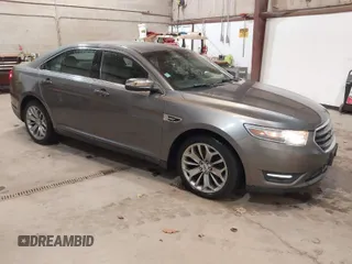 2013 Ford Taurus Limited с VIN 1FAHP2F8XDG103923, выставлен на аукционе IAAI как лот 41949654 с пробегом 196 727 миль миль и . История ставок и продаж доступна на DreamBid. Изображение 1.