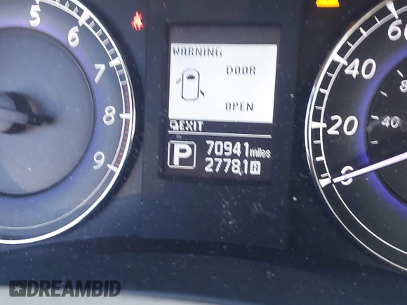 2015 Infiniti QX50 Journey with VIN JN1BJ0HP3FM730822, listed as a IAAI auction lot 41590976 with 70,941 mi miles. Bid and sale history available at carsss.com. Image 15.