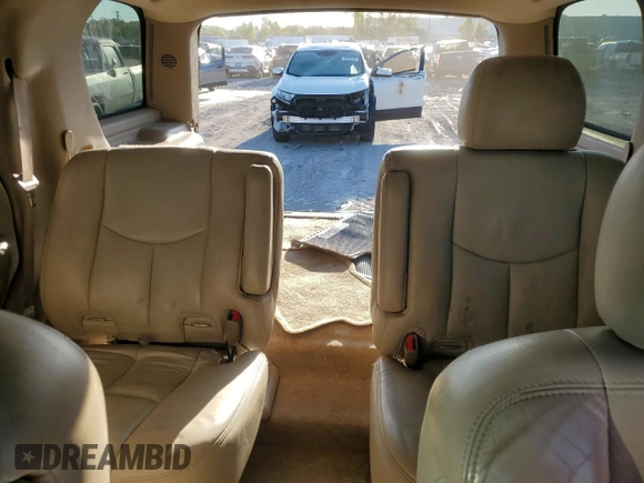 2005 Chevrolet Tahoe LT z VIN 1GNEC13T95R206419, wystawiony jako Copart lot #49773855 z przebiegiem 197 603 mil mil oraz Szkoda całkowita • Salvage title. Historia ofert i sprzedaży dostępna na DreamBid. Obrazek 10.