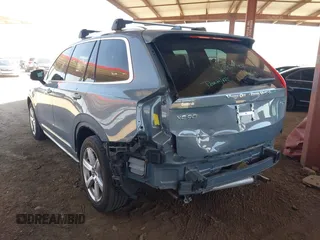 2020 Volvo XC90 Momentum with VIN YV4A221K3L1573125, listed as a IAAI auction lot 41998542 with 65,446 mi miles and . Bid and sale history available at DreamBid. Image 3.
