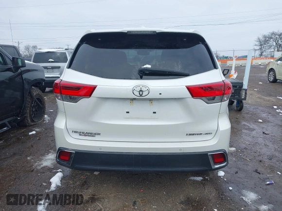 2019 Toyota Highlander Limited with VIN 5TDDZRFH2KS746197, listed as a IAAI auction lot 41431215 with Not provided miles and . Bid and sale history available at DreamBid. Image 17.