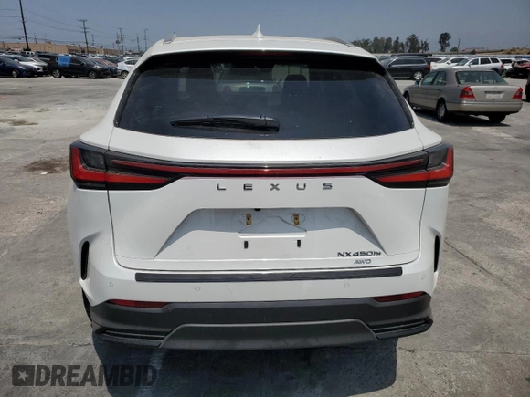 2024 Lexus NX 450h+ Luxury z VIN JTJHKCFZ2R2026067, wystawiony jako Copart lot #55675494 z przebiegiem 10 557 mil mil oraz Szkoda całkowita • Salvage title. Historia ofert i sprzedaży dostępna na DreamBid. Obrazek 6.