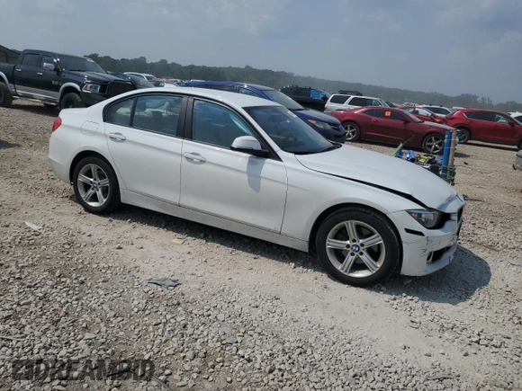 2015 BMW 3 Series 320i xDrive с VIN WBA3C3C55FP664210, выставлен на аукционе Copart как лот 64641294 с пробегом 92 573 миль миль и Списание • Salvage title. История ставок и продаж доступна на DreamBid. Изображение 4.