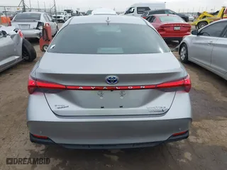 2019 Toyota Avalon Hybrid Limited with VIN 4T1B21FB2KU005306, listed as a IAAI auction lot 41586866 with 90,543 mi miles. Bid and sale history available at carsss.com. Image 16.