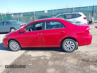 2013 Toyota Corolla L with VIN 2T1BU4EE4DC102938, listed as a IAAI auction lot 41822212 with 89,079 mi miles. Bid and sale history available at carsss.com. Image 14.