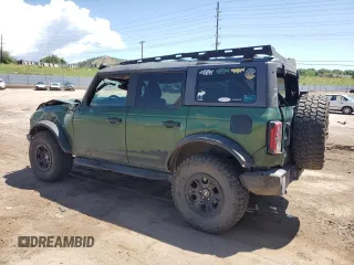 2022 Ford Bronco с VIN 1FMEE5DP0NLA72491, выставлен на аукционе Copart как лот 62482815 с пробегом 80 184 миль миль и Списание • Salvage title. История ставок и продаж доступна на DreamBid. Изображение 2.