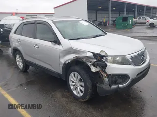 2011 Kia Sorento EX z VIN 5XYKU4A22BG001362, wystawiony jako IAAI lot #41971316 z przebiegiem 169 319 mil mil oraz . Historia ofert i sprzedaży dostępna na DreamBid. Obrazek 1.